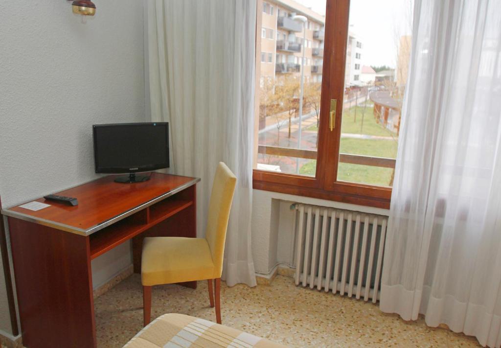 Hostal La Parrilla Tudela Δωμάτιο φωτογραφία